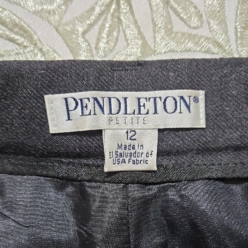 Pendleton Gray Petite Dress Pants 100% Virgin Wool Career Business Sz 12P - Picture 6 of 8